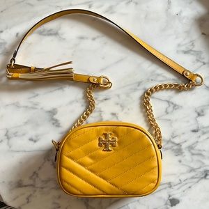 Tory Burch Kira chevron camera bag